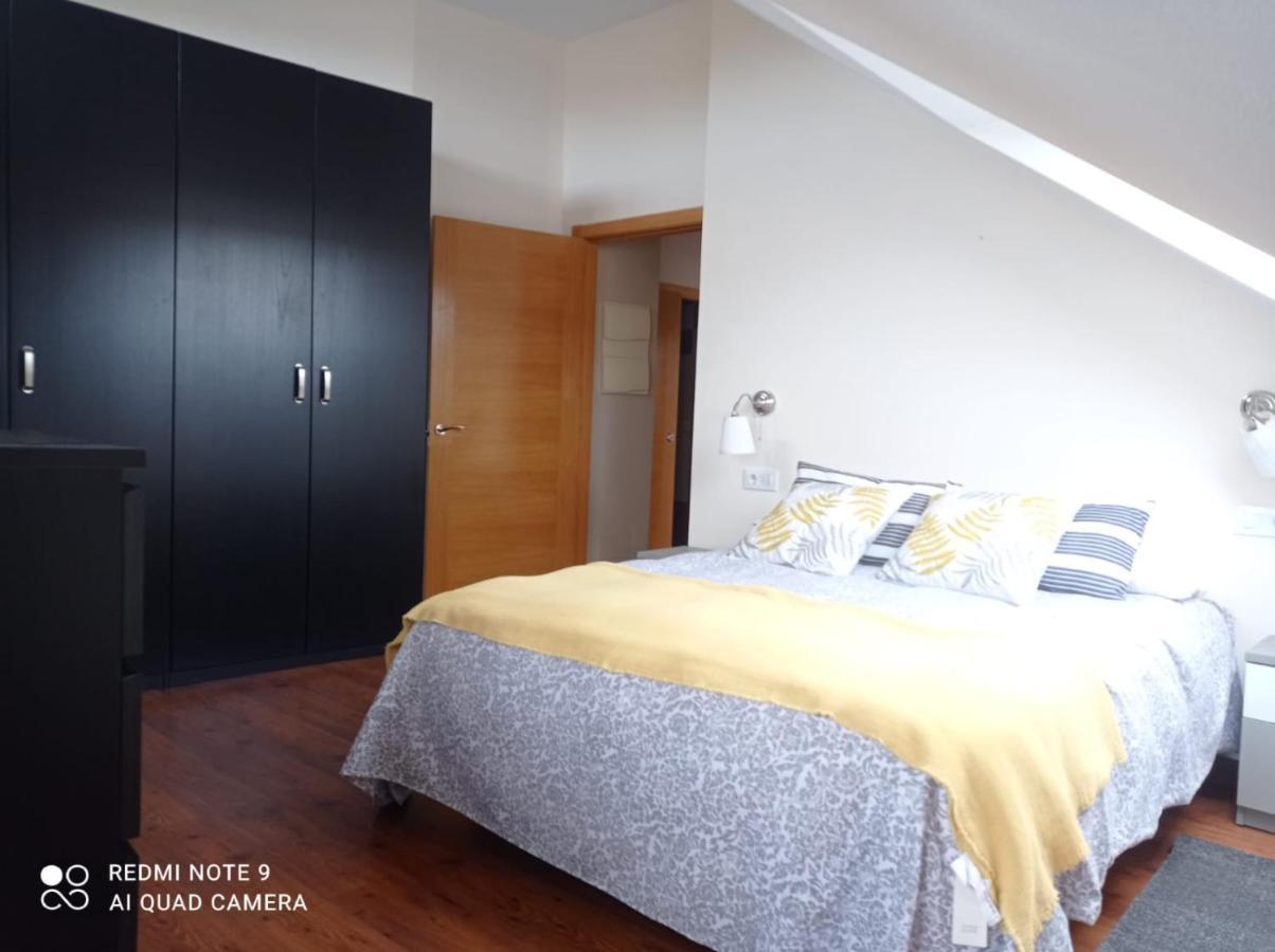Atico Cine Colon Apartment Ribadeo Exterior photo