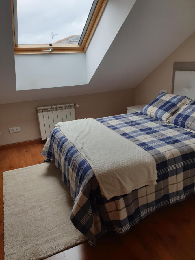 Atico Cine Colon Apartment Ribadeo Exterior photo