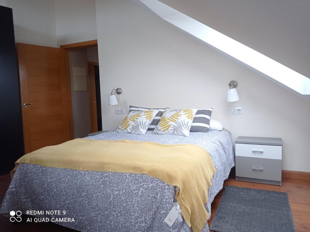 Atico Cine Colon Apartment Ribadeo Exterior photo
