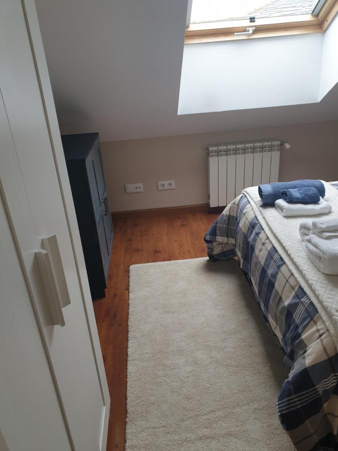 Atico Cine Colon Apartment Ribadeo Exterior photo